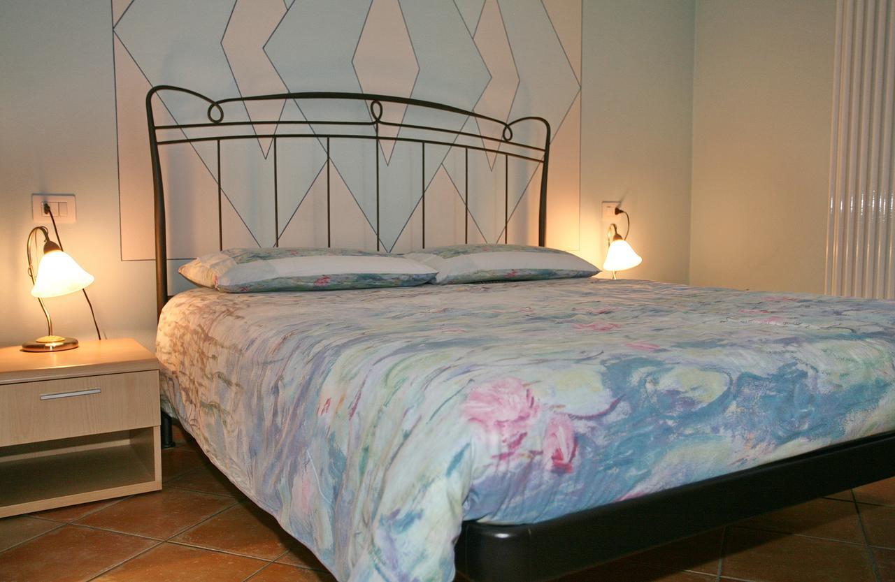 B&B 21 Канобио Екстериор снимка